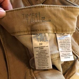 Time and Tru Bootcut Jeans “Brown Stone”